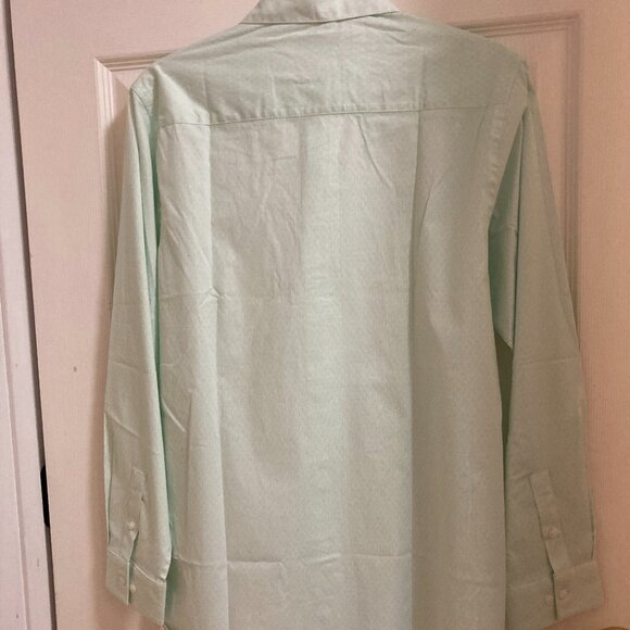 New Young Men's Calvin Klein dress shirt 20 - Picture 3 of 4